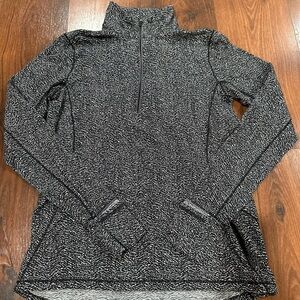 Lululemon Pullover Sz 6 Runderful 1/2 Zip Jacket Thumb Holes Performance black